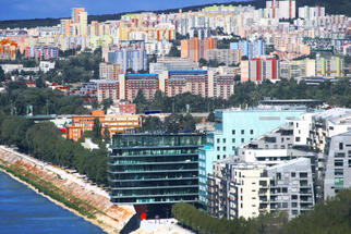 Novostavbám v Bratislave sa vlani darilo, predaje bytov stúpli o takmer 60 percent