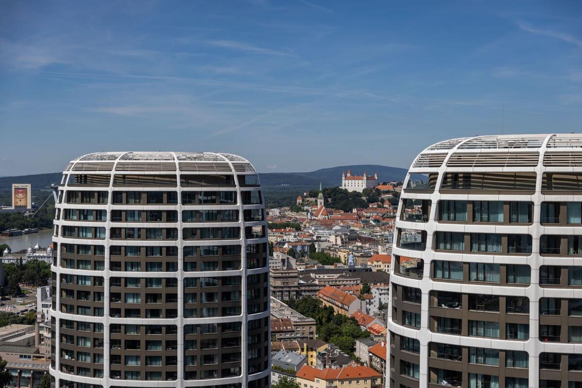 V Sky Park 4 má Alto Real Estate byty aj na komerčný prenájom. Do vylepšení veže dal 1,5 milióna eur