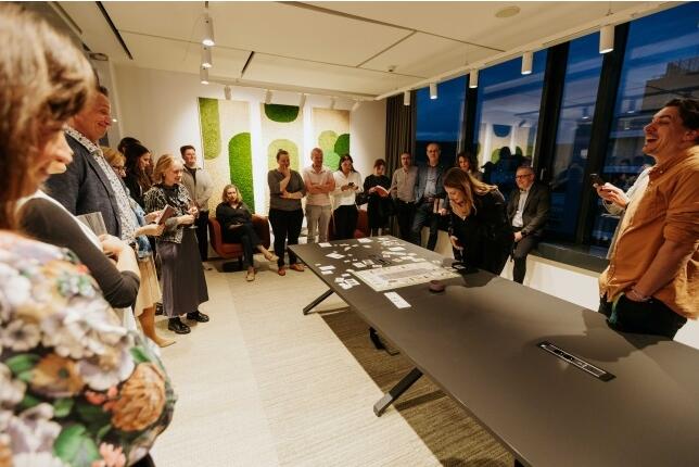 Navrhovanie vašej ideálnej hybridnej kancelárie: Kľúčové poznatky pre obchodný úspech