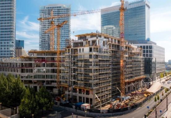 Objavte prvotriedne kancelárske a maloobchodné príležitosti v bratislavskom Ganz House