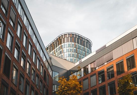 Rozmach flexibilných kancelárskych priestorov: Kľúčové trendy pre firmy v Európe a Bratislave