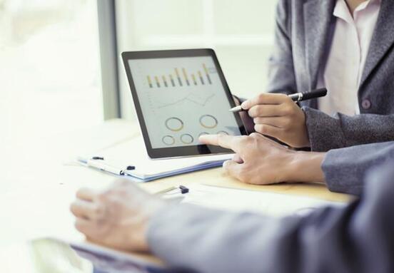 Slovenský realitný trh v 3. štvrťroku 2025: Stabilný trh predstavuje príležitosti pre nájomcov kancelárskych a priemyselných priestorov