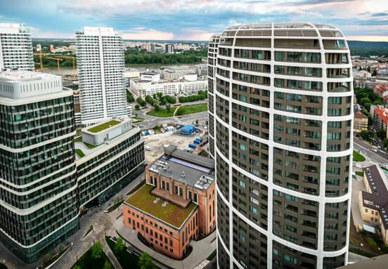 Komerčné nehnuteľnosti na Slovensku: Orientácia v nových pravidlách, technológiách a dynamike trhu pre firmy