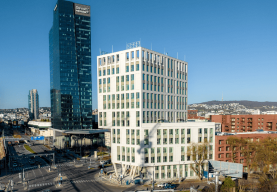 Orientácia na rozvíjajúcom sa bratislavskom kancelárskom trhu: Kľúčové poznatky pre firmy