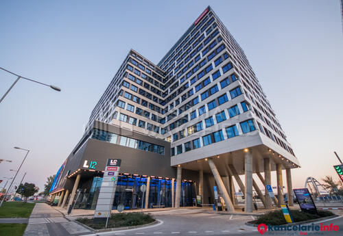 Kancelárie, ktoré majú prenajať Kancelárske centrum Landererova 12